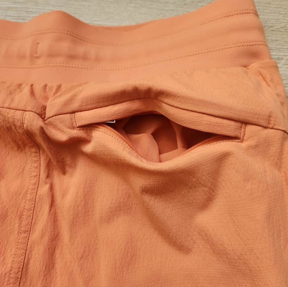 Athleta Trekkie North Crop 23" Jogger Womens 10 Dusty Apricot - Picture 5 of 10
